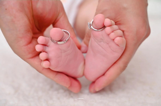 阜宁满月宝宝只放屁不排便 阜宁满月宝宝只放屁不排便